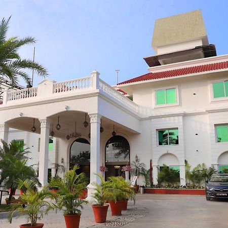 Jalsa Hotel & Banquets,Indore Zewnętrze zdjęcie