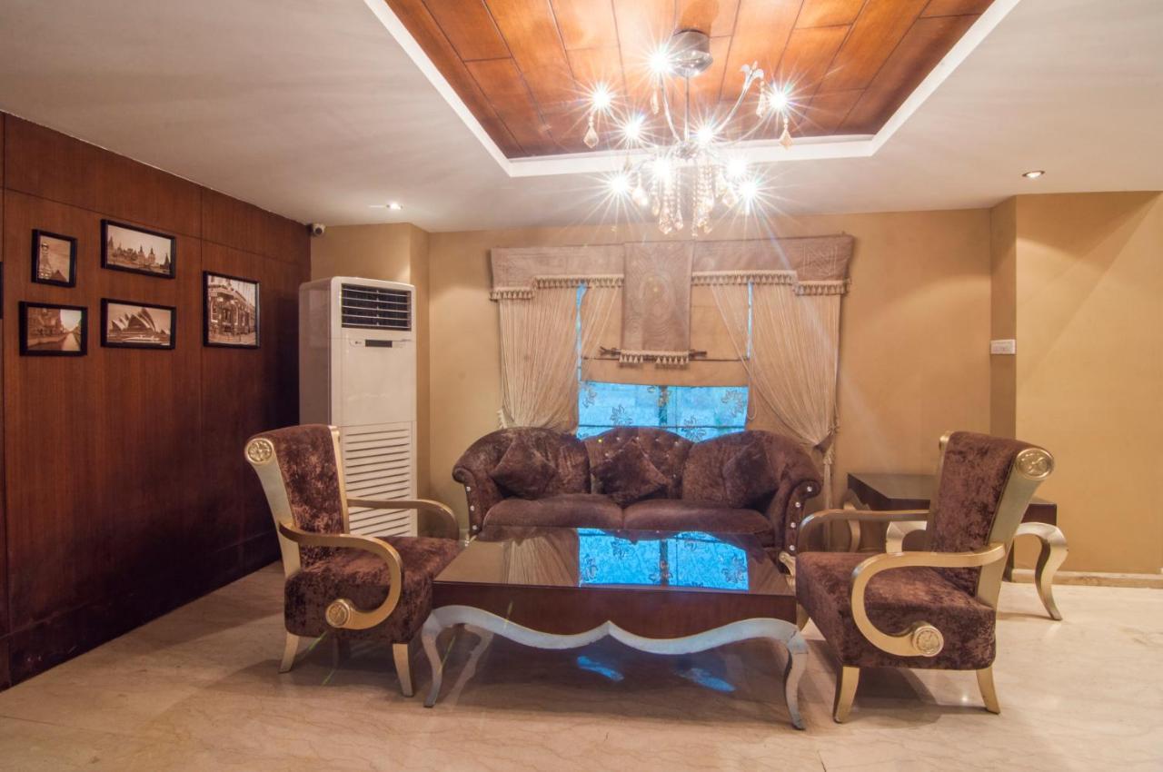 Jalsa Hotel & Banquets,Indore Zewnętrze zdjęcie