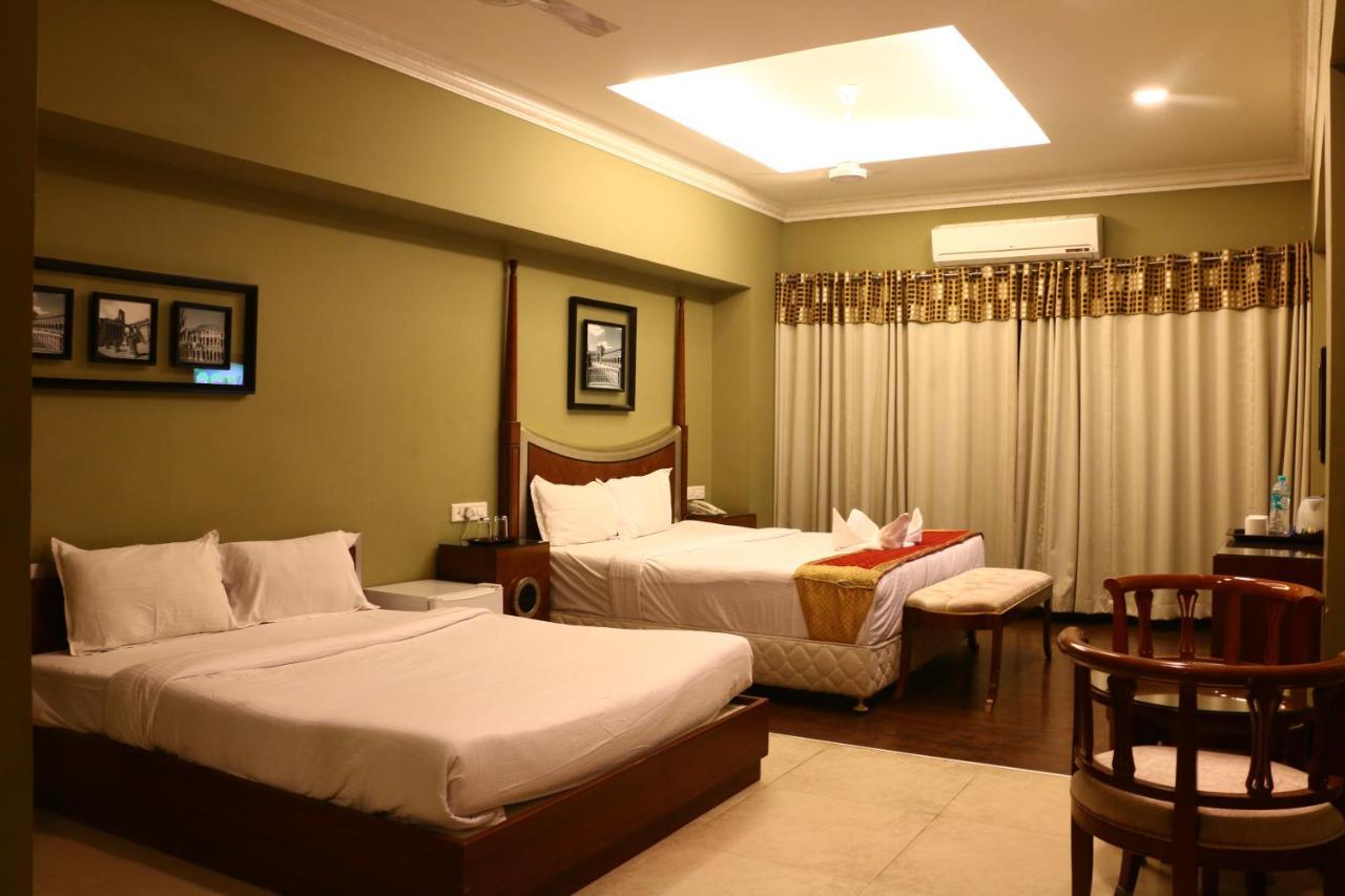 Jalsa Hotel & Banquets,Indore Zewnętrze zdjęcie