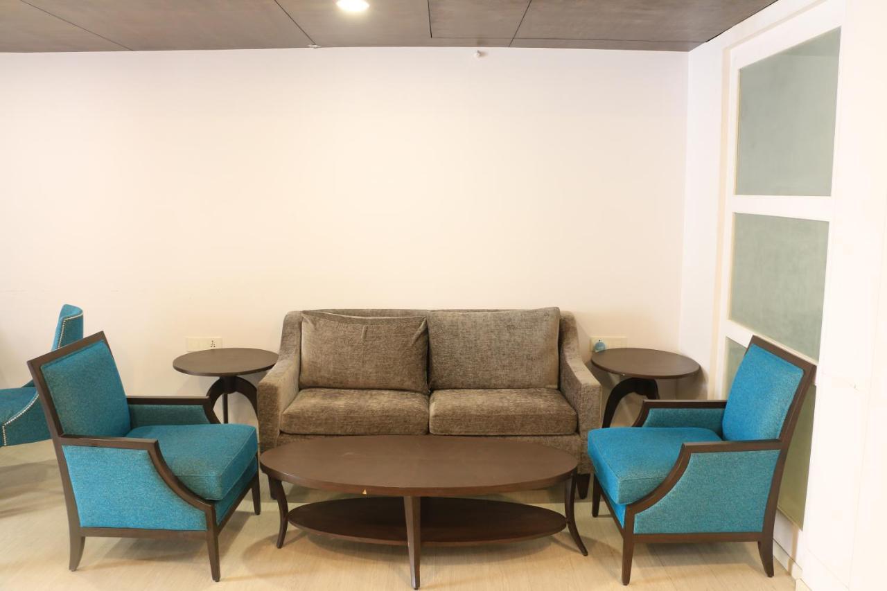 Jalsa Hotel & Banquets,Indore Zewnętrze zdjęcie