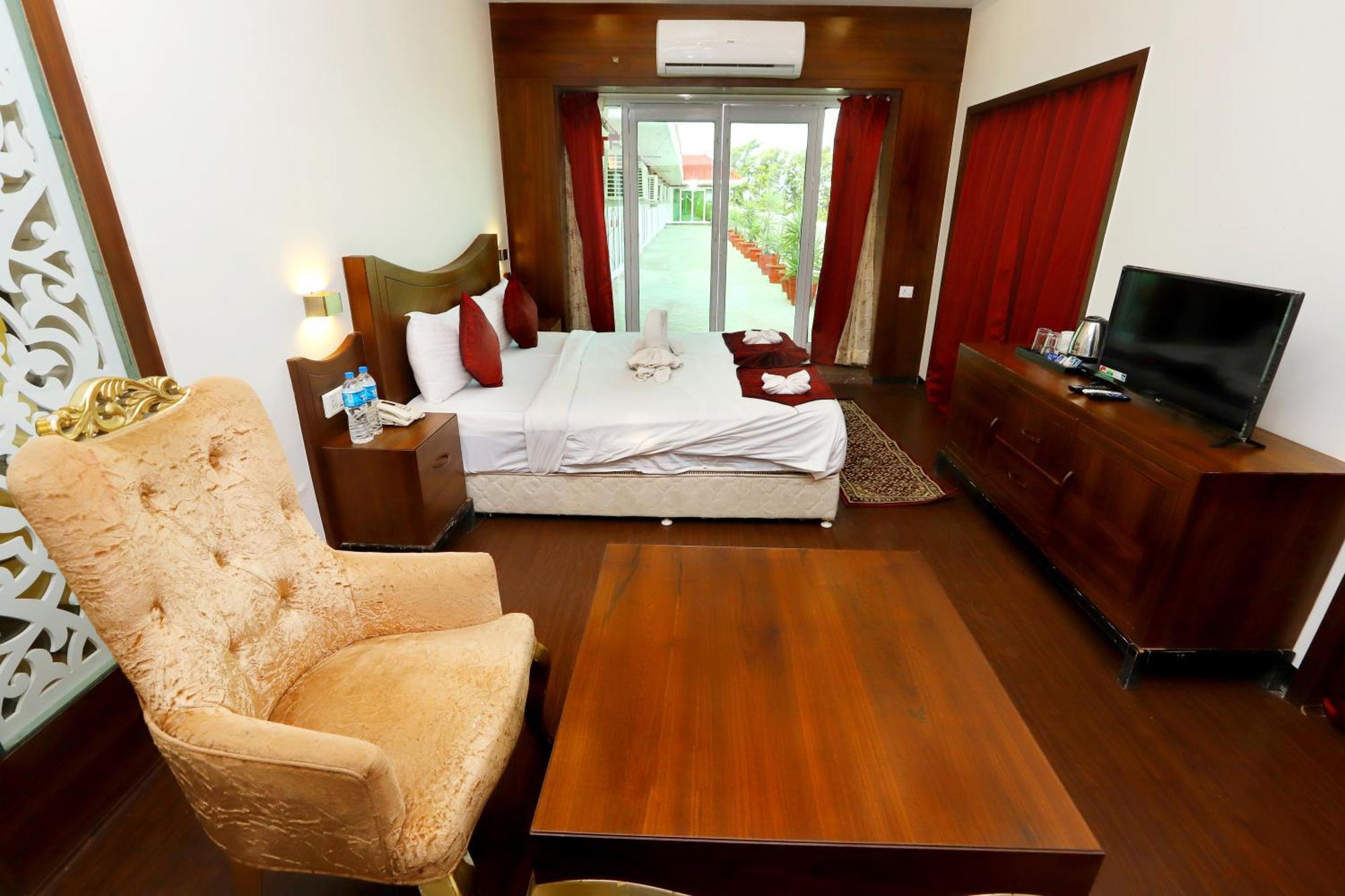 Jalsa Hotel & Banquets,Indore Zewnętrze zdjęcie