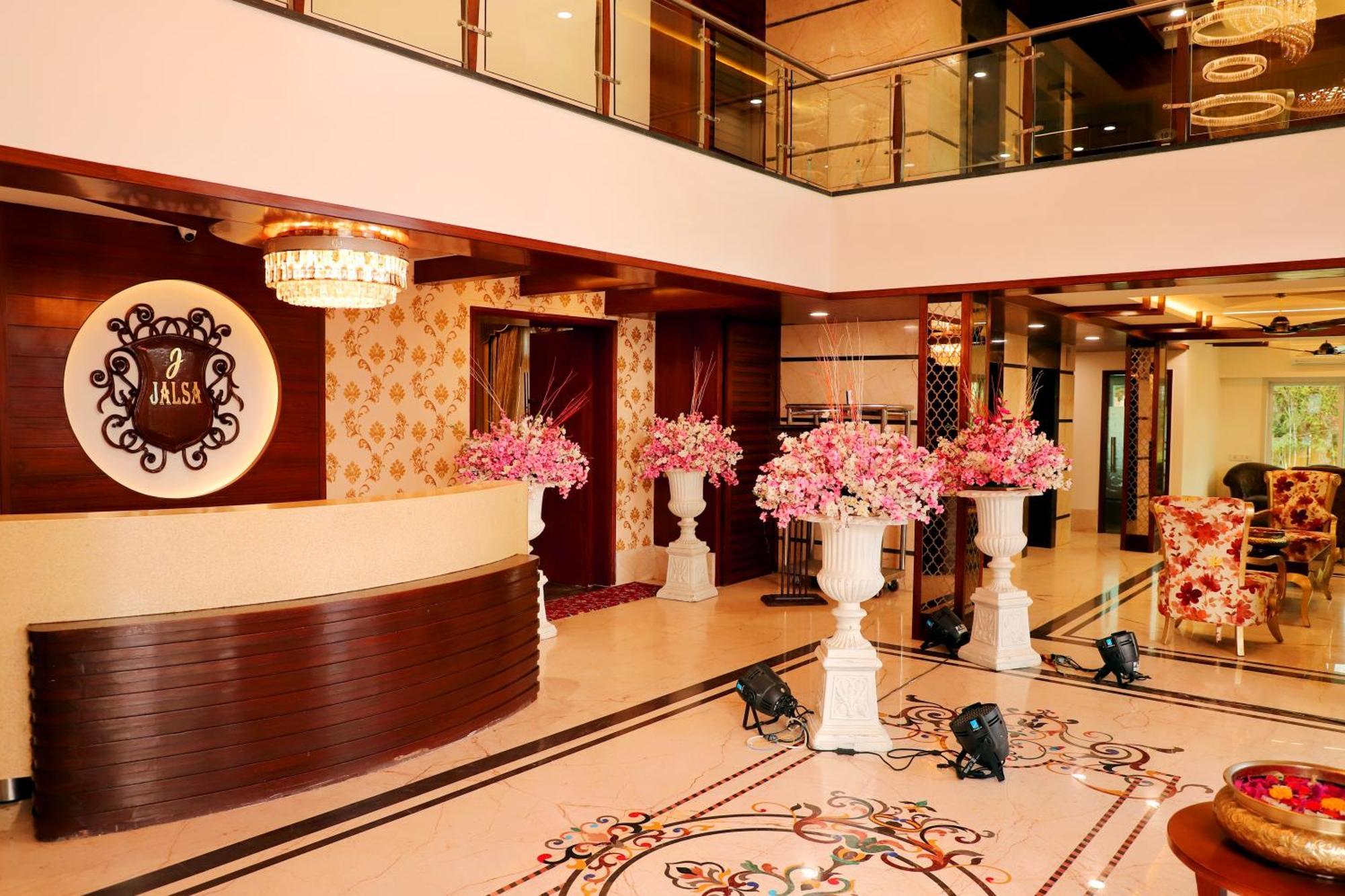 Jalsa Hotel & Banquets,Indore Zewnętrze zdjęcie